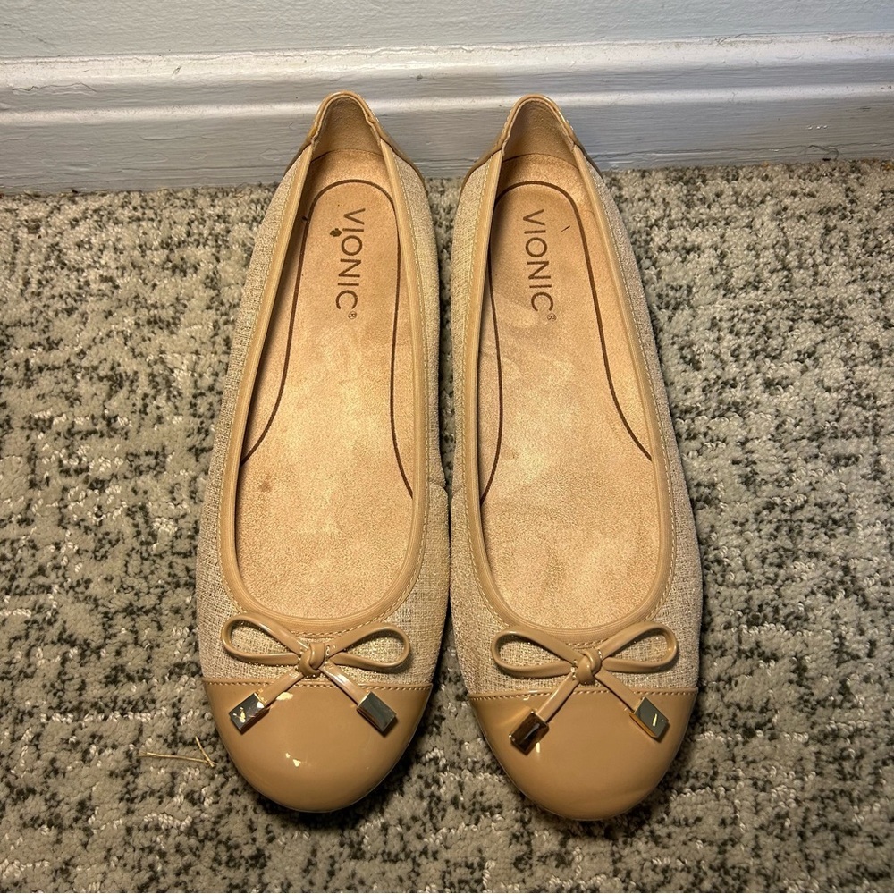 Vionic Champagne Gold Nude Spark Minna Comfort Ballet Flats Size 7.5
